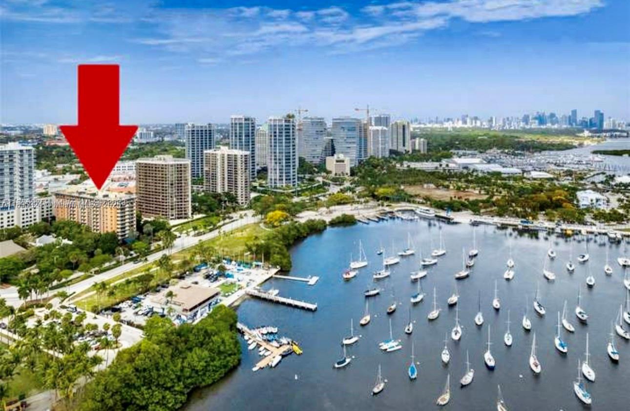 1 dormitorio propiedad comercial en venta en Miami, Miami-Dade, Florida, USA № 614607