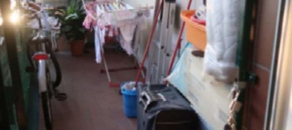 2-salle Appartement à Milan, Italy No. 241155 6