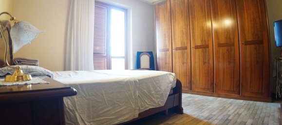 7 rooms House in Massa, Italy No. 141239 11