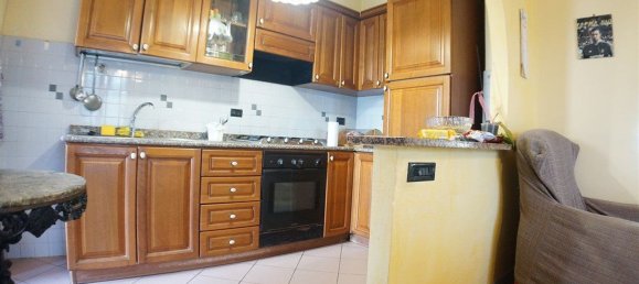 7 rooms House in Massa, Italy No. 141239 7