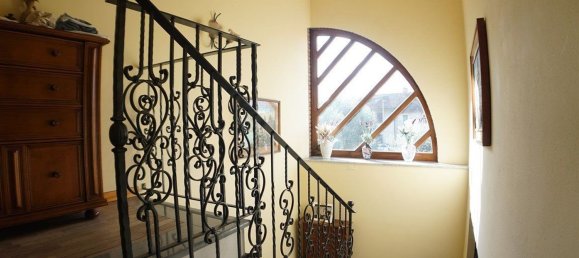 7 rooms House in Massa, Italy No. 141239 10