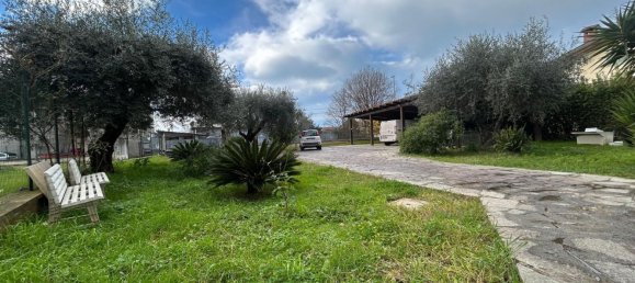 7 rooms House in Massa, Italy No. 141239 22