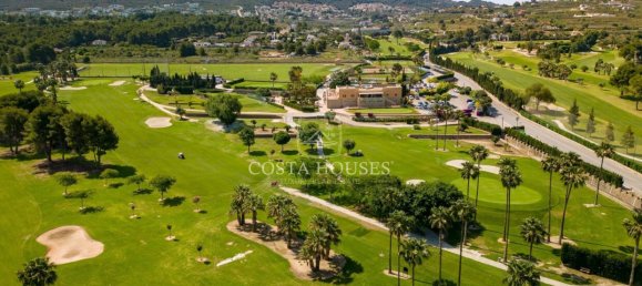 Villa de 4 dormitorios en Alicante, Spain No. 66977 8