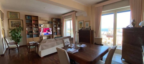 5 rooms Penthouse in Messina, Italy No. 167889 2
