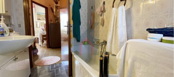 Квартира с 2 спальнями в Кастрокаро Терме э Терра дель Соле, Италия № 70338 7