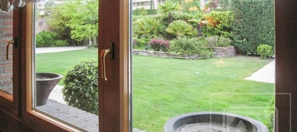 7 bedrooms Apartment in Madrid, Spain No. 117 8