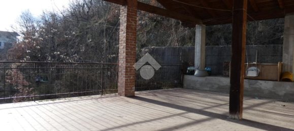 3 bedrooms House in Morbello, Italy No. 315722 4