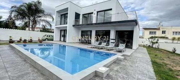 Villa de 5 dormitorios en Empuriabrava, Spain No. 84535 12