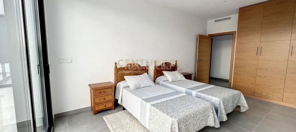 Villa de 5 dormitorios en Empuriabrava, Spain No. 84535 32