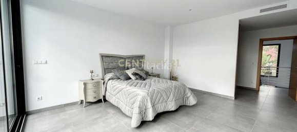 Villa de 5 dormitorios en Empuriabrava, Spain No. 84535 25