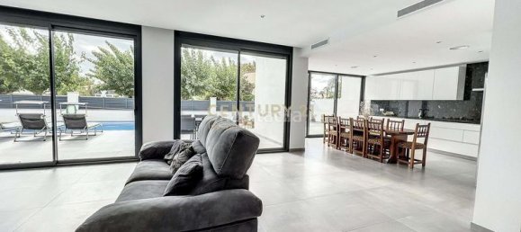 Villa de 5 dormitorios en Empuriabrava, Spain No. 84535 18