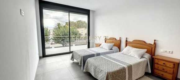 Villa de 5 dormitorios en Empuriabrava, Spain No. 84535 30