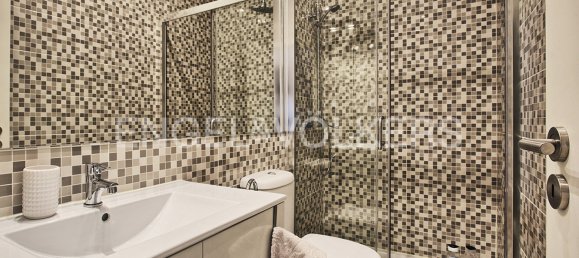 5 bedrooms Duplex in Lisbon, Portugal No. 12700 24