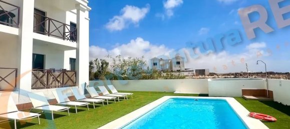 2 Schlafzimmer Penthouse in La Oliva, Spain, Nr. 185814 3