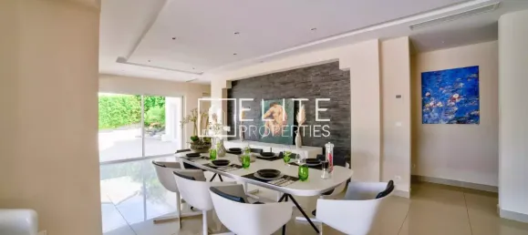 Villa de 7 dormitorios en Mouans-Sartoux, France No. 193602 20