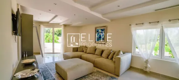 Villa de 7 dormitorios en Mouans-Sartoux, France No. 193602 15