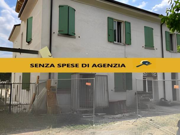 4 bedrooms Apartment in Novi di Modena, Italy No. 320452