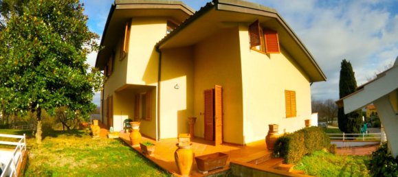 4 chambres Villa à Casole d'Elsa, Italy No. 72400 2