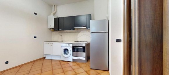 2-Zimmer Wohnung in Seregno, Italy, Nr. 11947 2