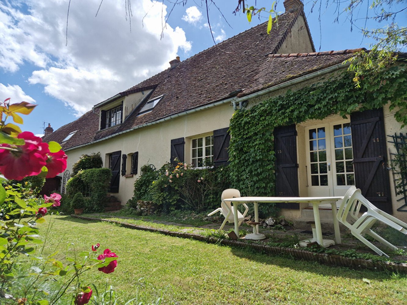 4 Schlafzimmer Haus in Saint-Victor-de-Buthon, France, Nr. 268749