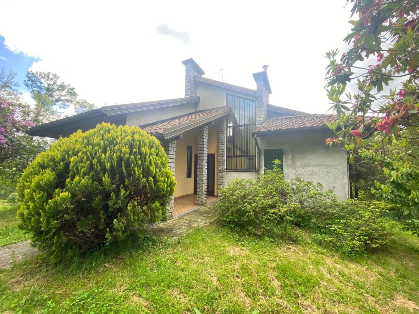 4 rooms House in Bolzano Novarese, Italy No. 49713