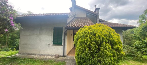 4 rooms House in Bolzano Novarese, Italy No. 49713 26