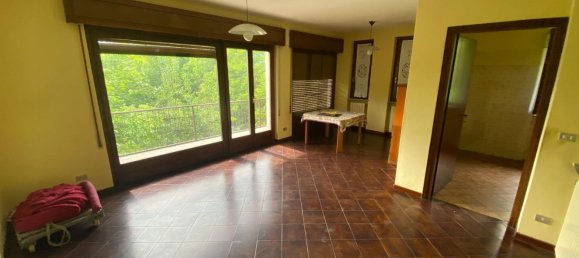 4 rooms House in Bolzano Novarese, Italy No. 49713 6