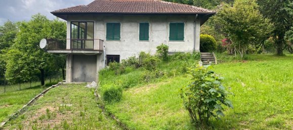 4 rooms House in Bolzano Novarese, Italy No. 49713 2