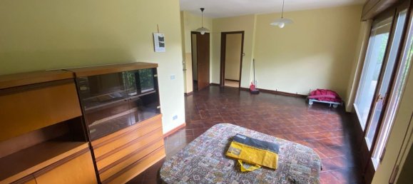 4 rooms House in Bolzano Novarese, Italy No. 49713 27