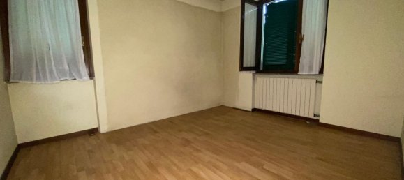 4 rooms House in Bolzano Novarese, Italy No. 49713 12
