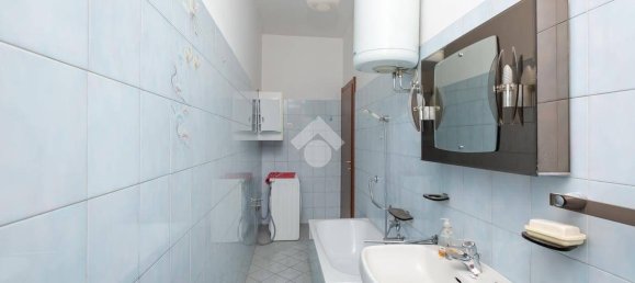 2 Schlafzimmer Wohnung in Turin, Italy, Nr. 145674 21