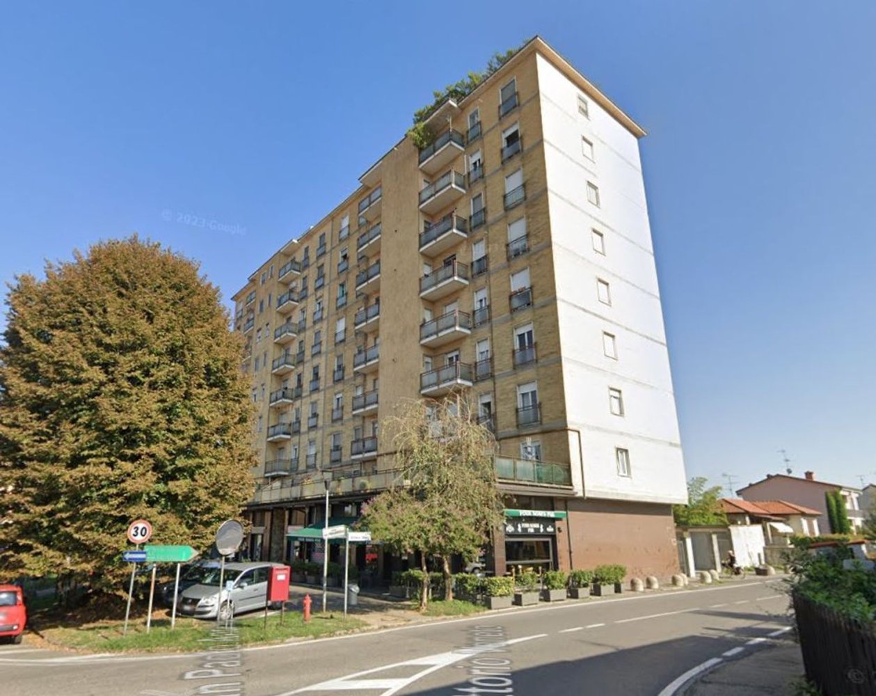 3-salle Appartement à Motta Visconti, Italy No. 4046