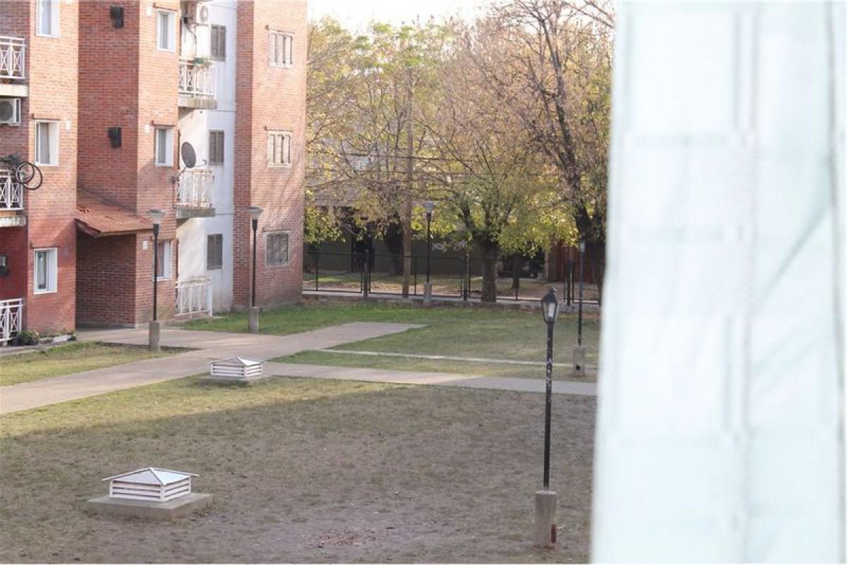 2 Schlafzimmer Wohnung in Esteban Echeverria, Argentina, Nr. 52213