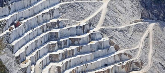 4 غرف نوم شقة في Massa, Italy رقم 372298 9