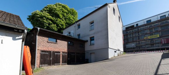 15 rooms Building in Essen, Germany No. 362035 6