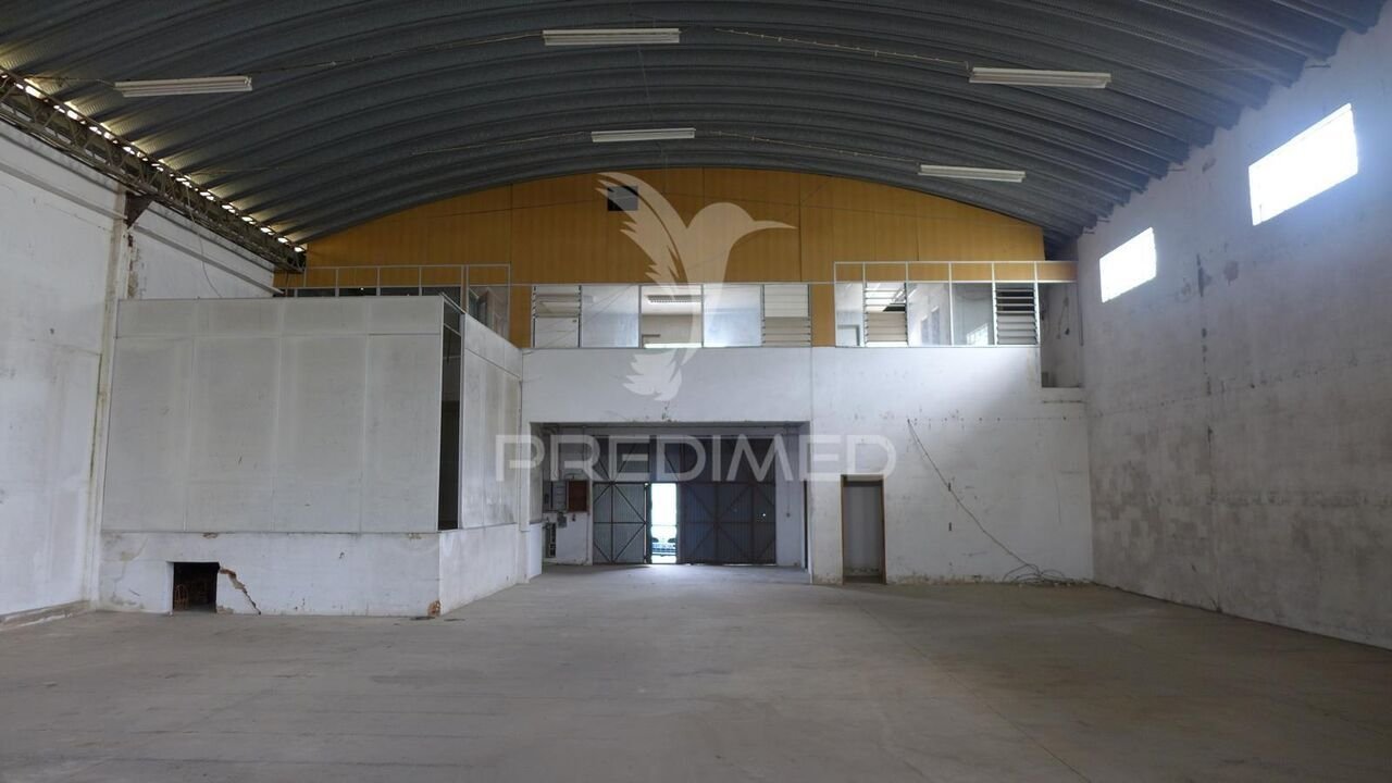 Propriété commerciale à Albufeira, Portugal 688m² No. 245386