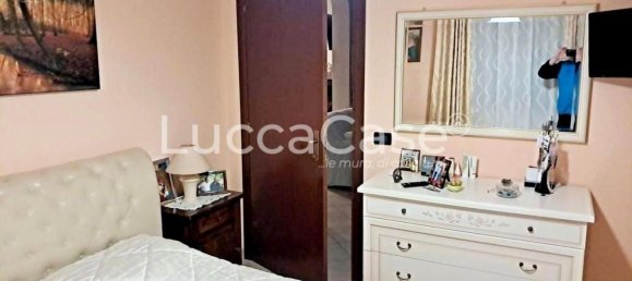 Вилла с 7 комнатами в Лукка, Италия № 160373 10