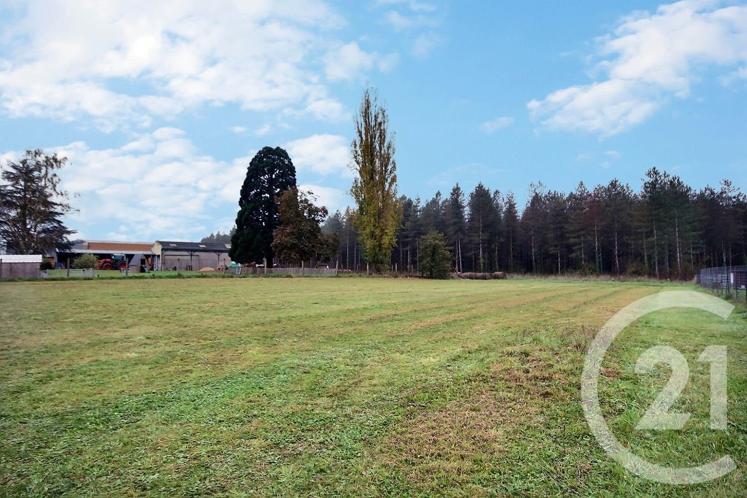 Grundstück in Thoury, France, Nr. 55280