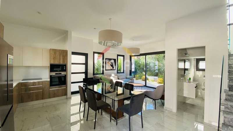 2 غرف نوم عقار تجاري في Germasogeia, Cyprus رقم 20244