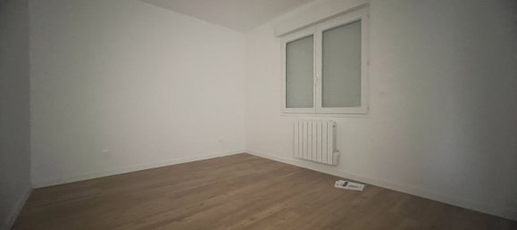 2 bedrooms House in Gallardon, France No. 41525 4