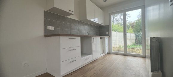 2 bedrooms House in Gallardon, France No. 41525 2