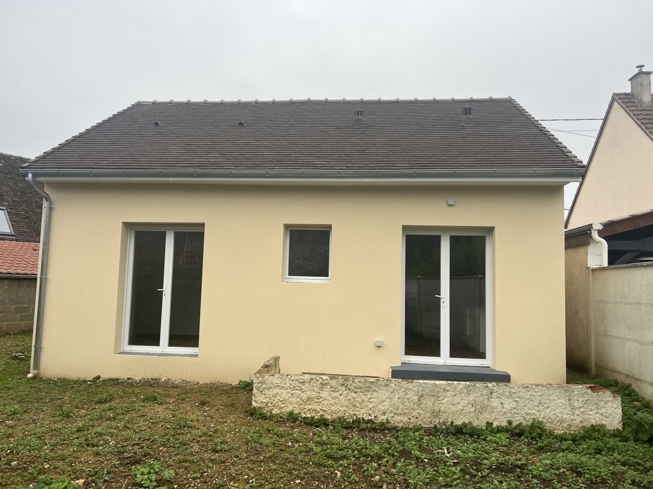 2 bedrooms House in Gallardon, France No. 41525