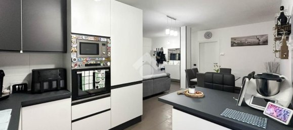 3 bedrooms Apartment in Carpi, Italy No. 257871 11