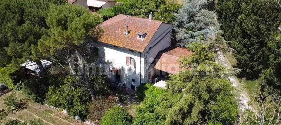 Villa T8 em Foligno, Italy N.º 269251 2
