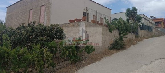 3 rooms Building in Alcamo, Italy No. 226544 2