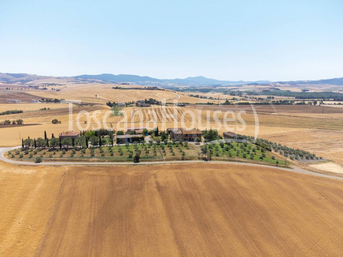 10 bedrooms House in Pienza, Italy No. 986