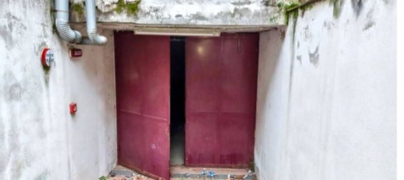 235m² Garage in Alessandria, Italy No. 290387 2