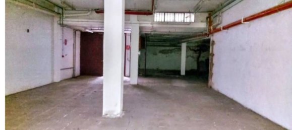 235m² Garage in Alessandria, Italy No. 290387 6