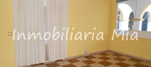 Propriété commerciale à Benalmadena, Spain 65m² No. 40023 2