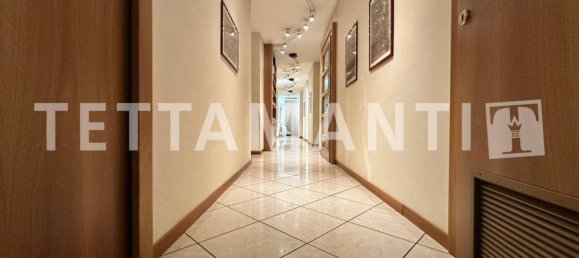 5 rooms Office in Como, Italy No. 378995 7